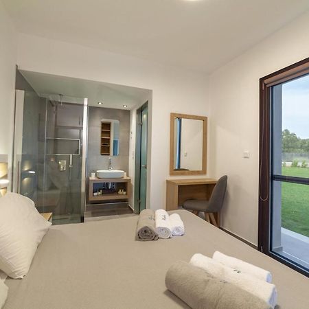 Merelia Luxury Villas - Halkidiki Nea Moudania Ngoại thất bức ảnh